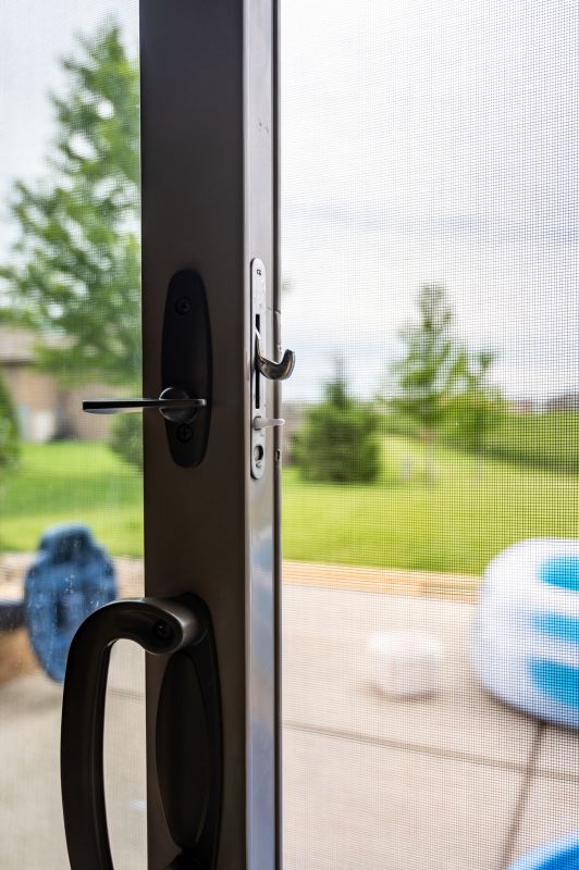 Choosing The Right Screen Door For Your Home
