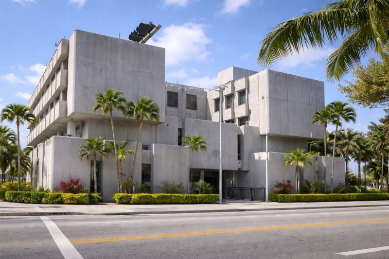 Window Screen Repair in North Miami, FL
